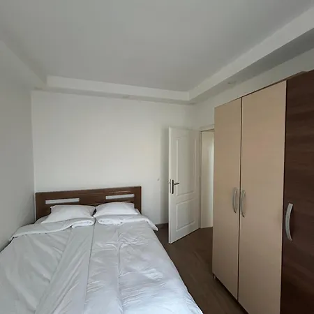 Stan Na Dan Apartment *